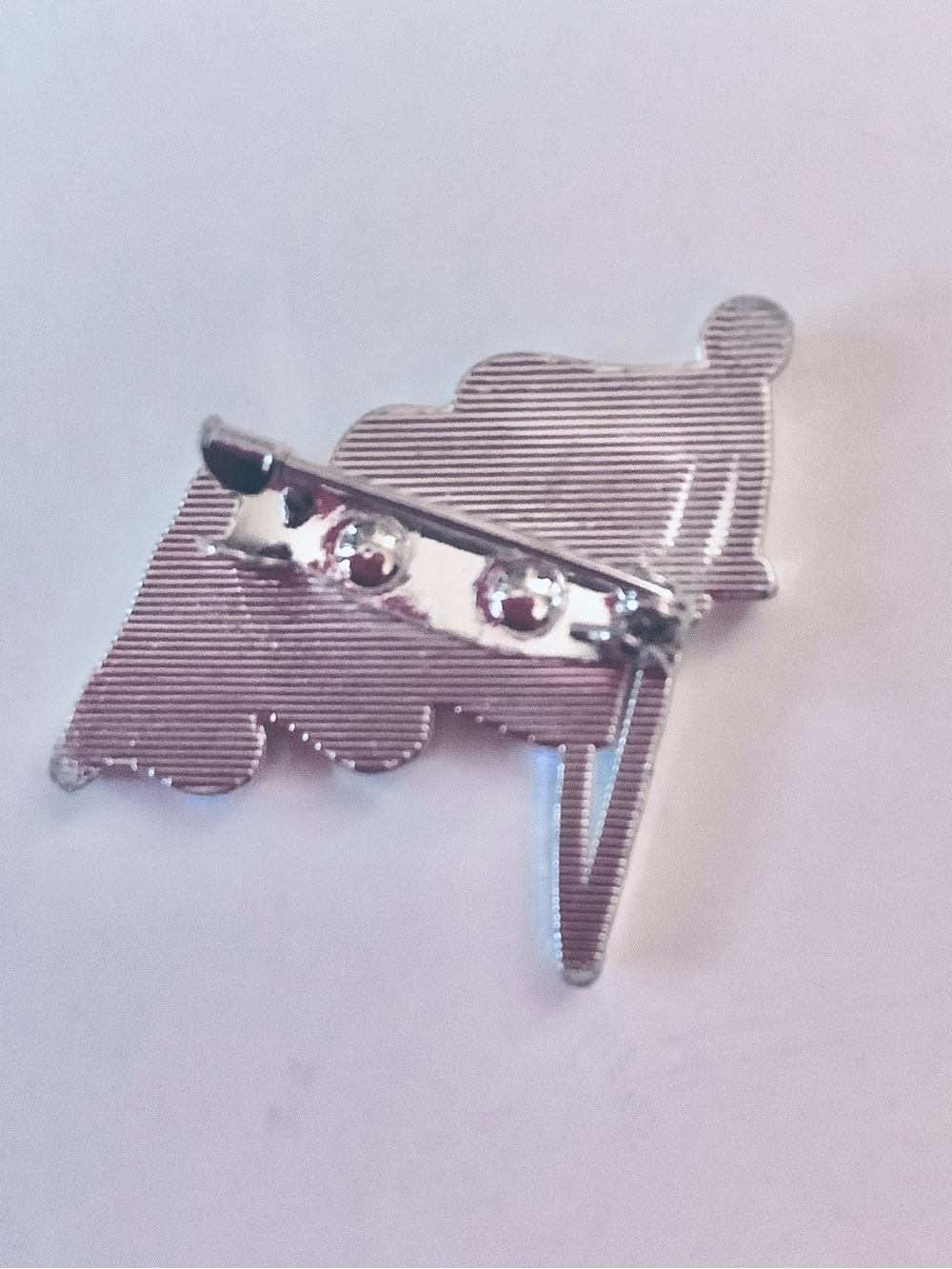Two Patriotic Brooches - Picture 5 of 5